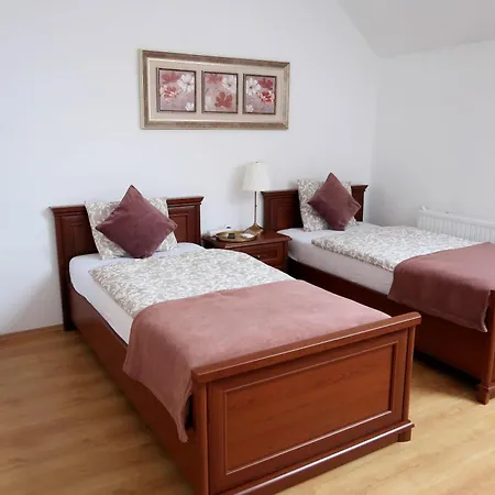 Csanadi Bor- Es Vendeghaz Maison d'hôtes Bytom